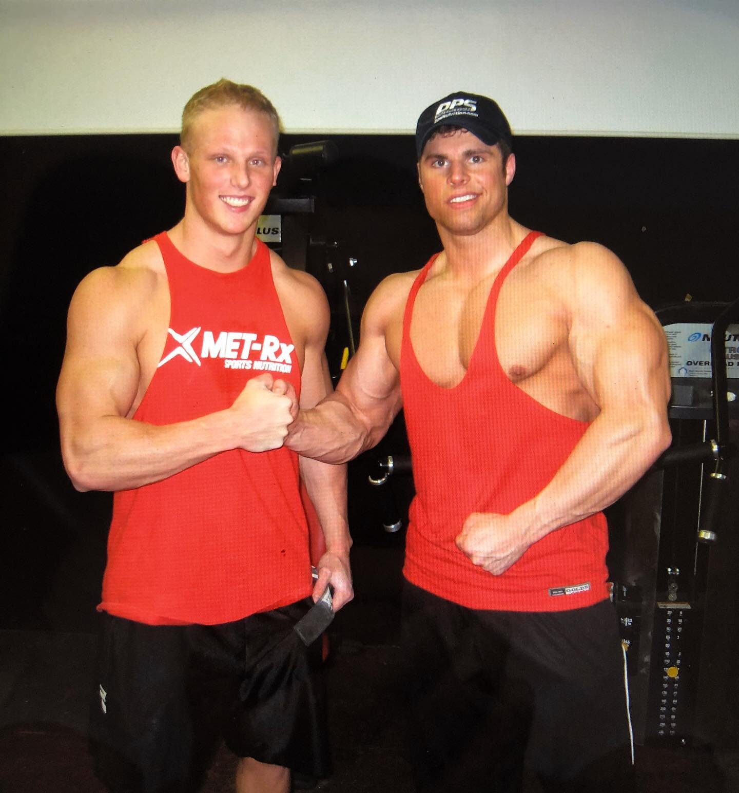 Throwing it back to over a decade ago with @j_janov and our last college workout together in 2009. Jason sent a few pictures to me last week and we had a good laugh at those baby faces. I also think this photo is a great opportunity to visually show 