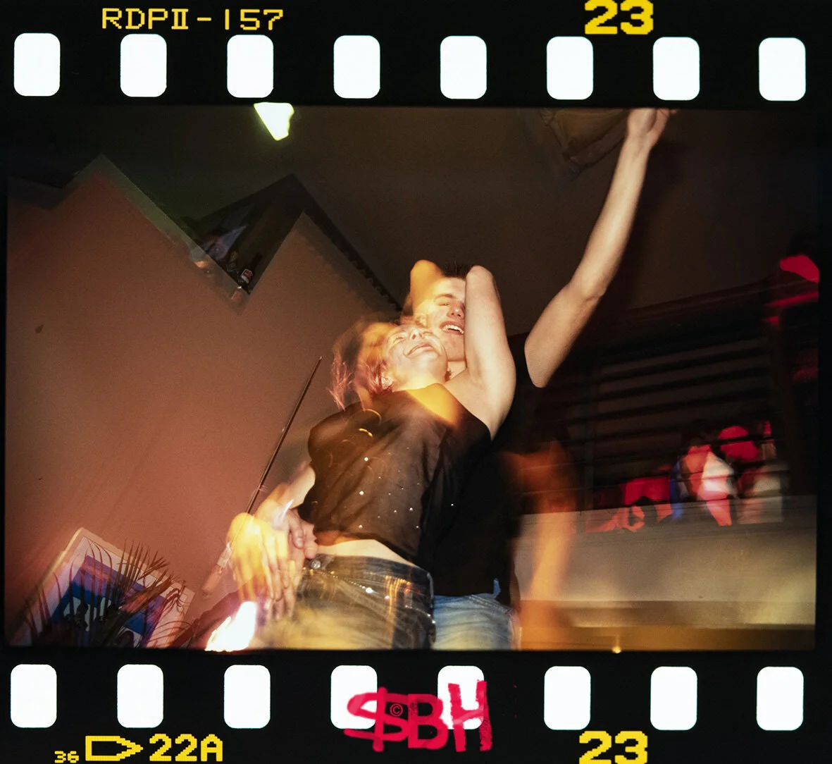 You’re a what??              A Club~grapher ?!?