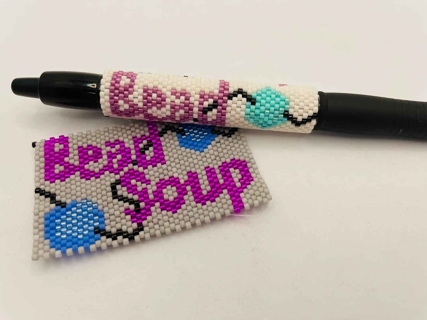 Over the Rainbow Pen Wrap Download — Bead Soup