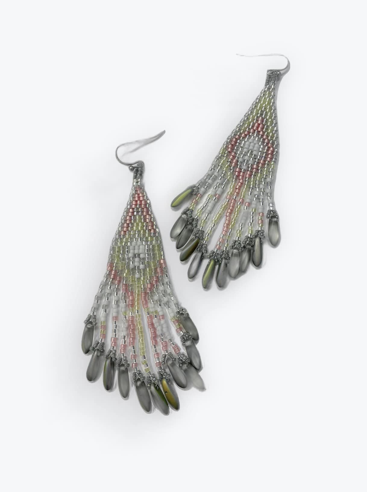 Learn how to make Fringe Earrings 