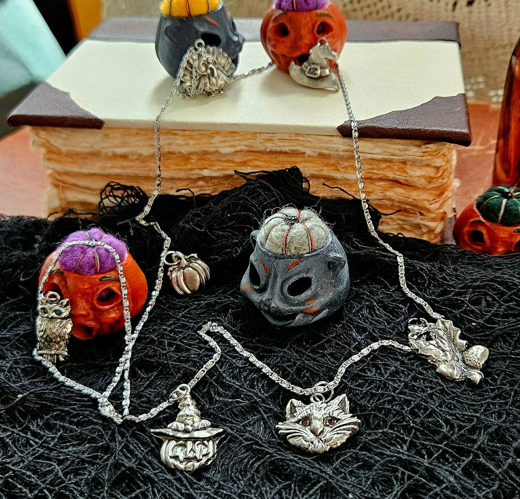 Make-n-Take PMC Charms at the Dive Restaurant with Michelle Arsenault
