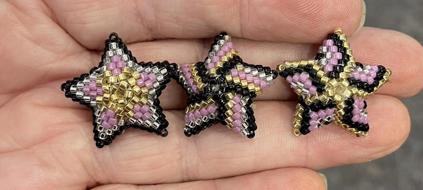 Miniest of new years stars three.jpg