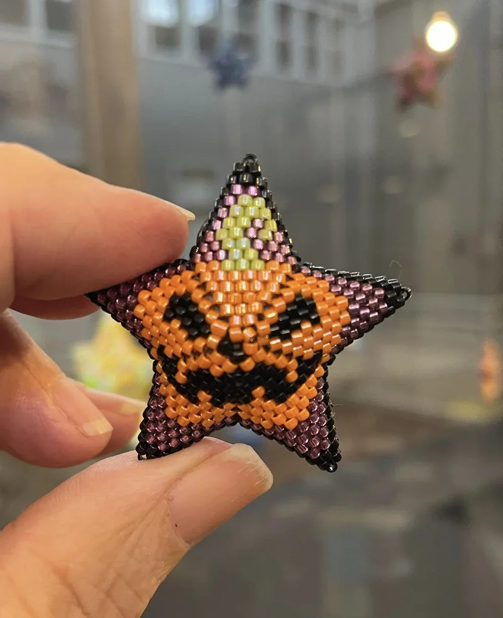 two+sided+semi+mini+halloween+star+mad.webp
