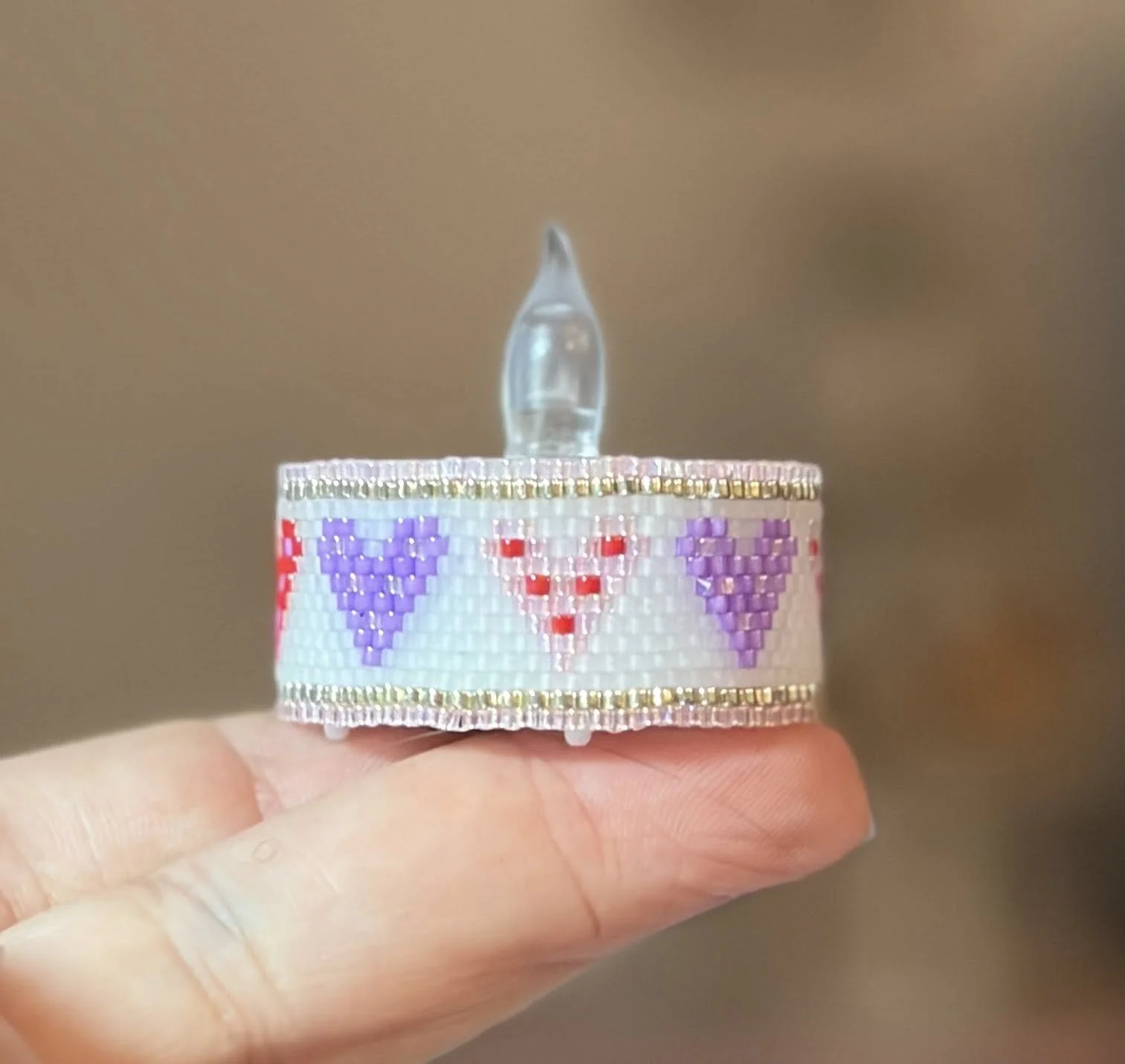 Valentine tiny hearts tea light.jpg
