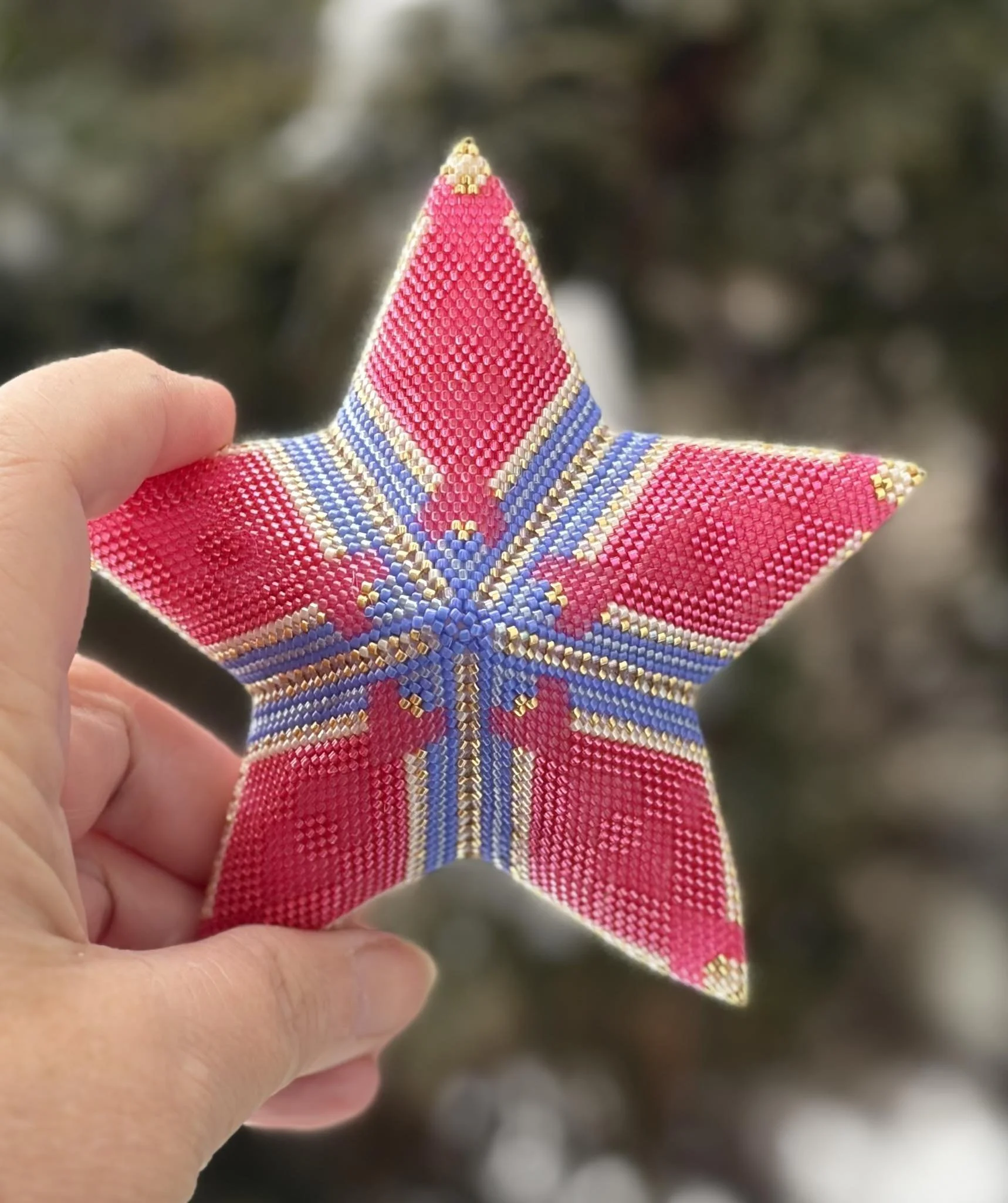 Falling in LOVE star