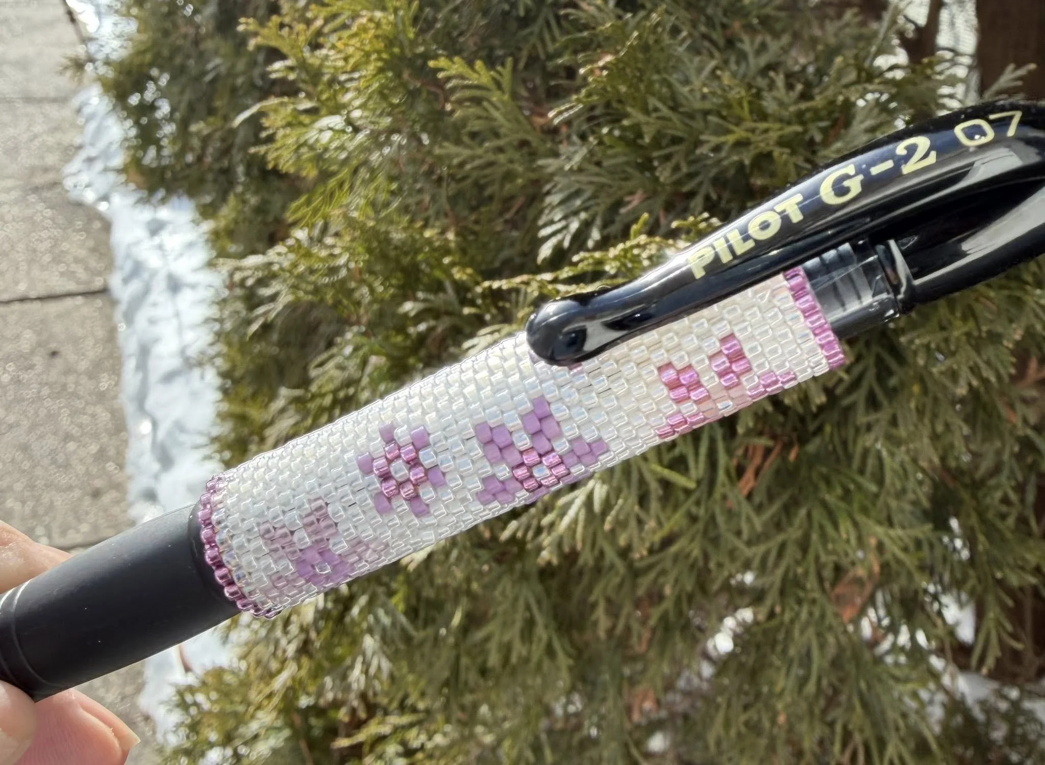 tiny snowflakes pen wrap 1.jpg