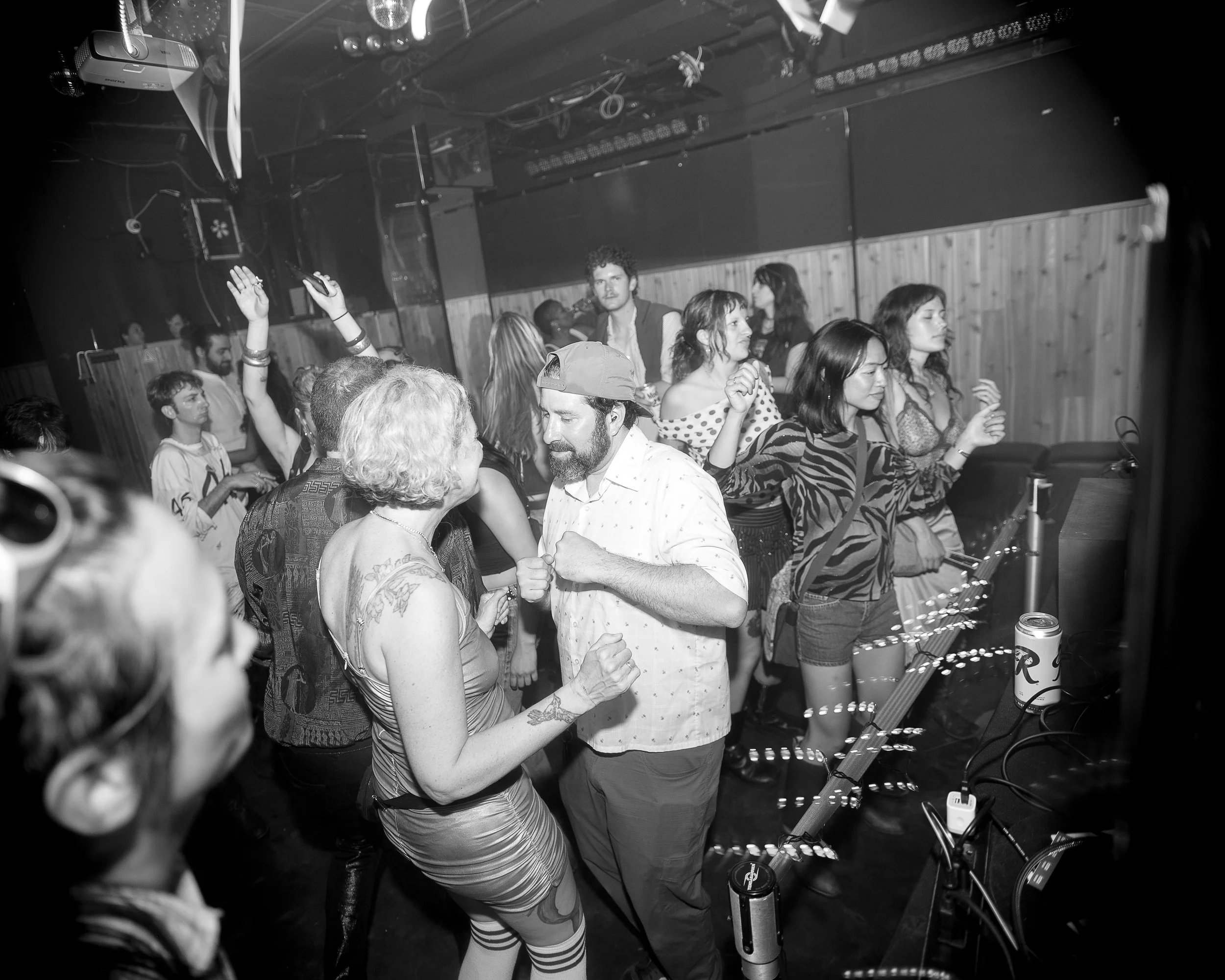 259B5718.jpg
