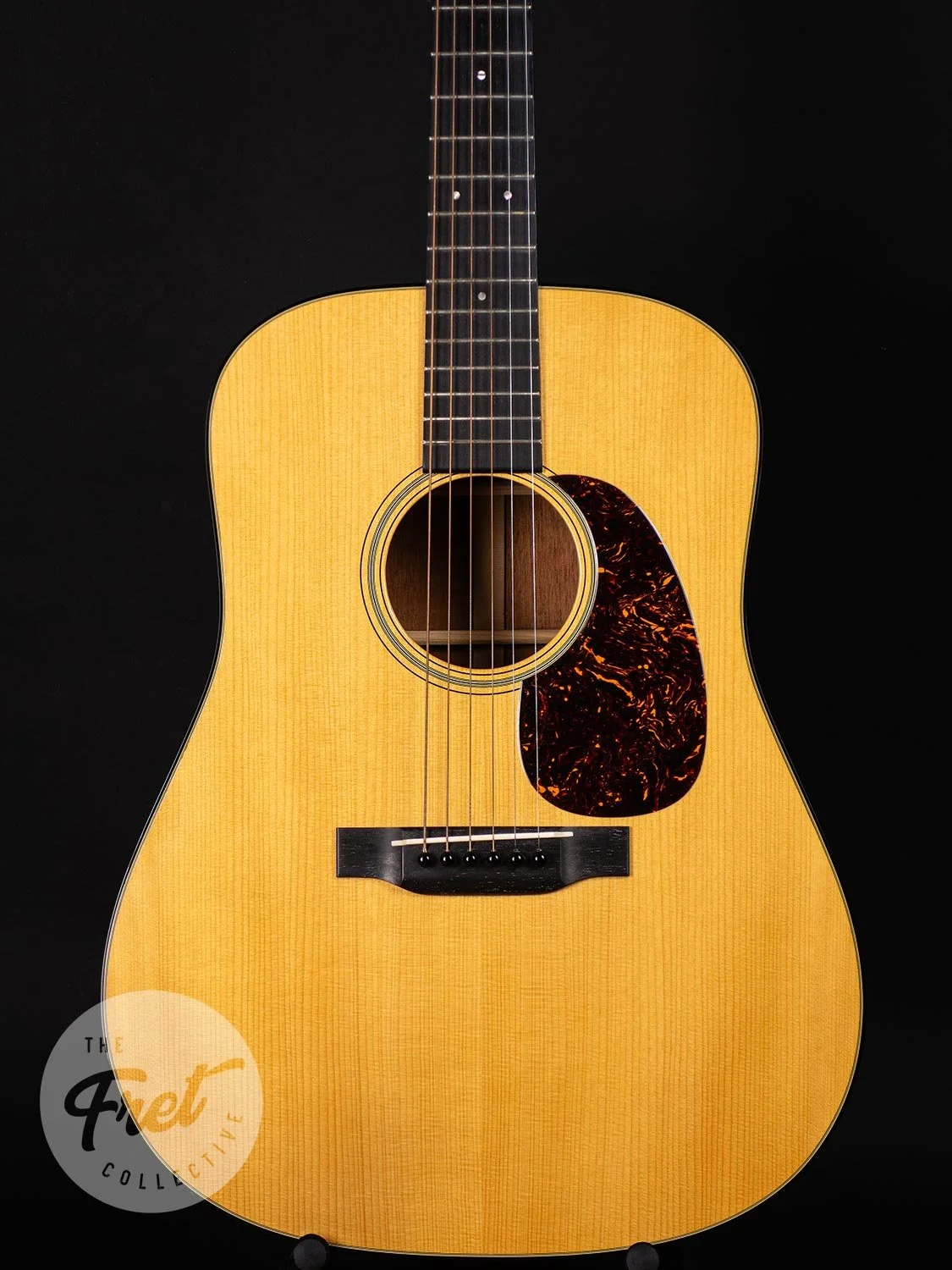 MARTIN-2011-D18-AUTHENTIC-1.jpg