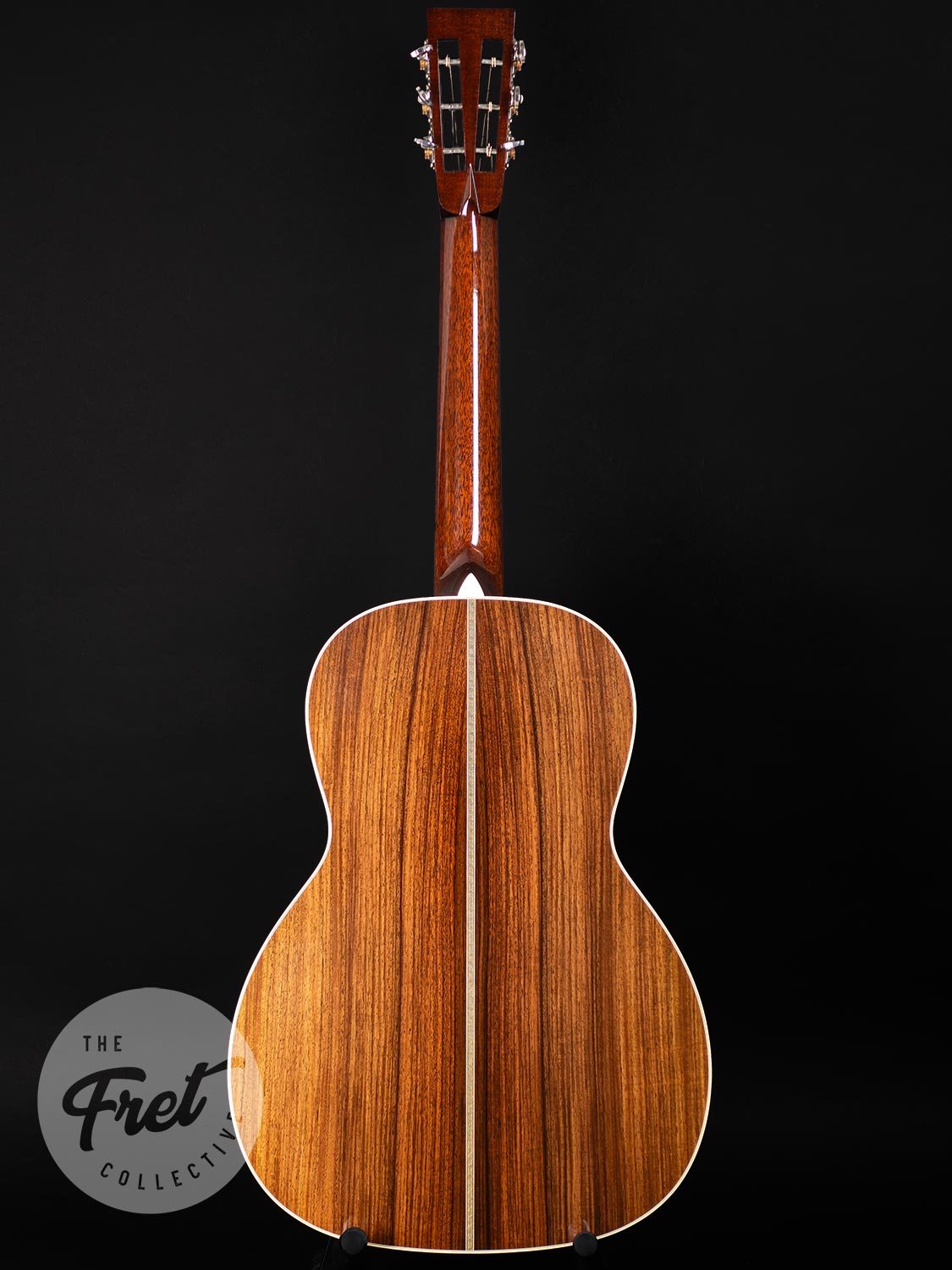 COLLINGS-002H-3.jpg