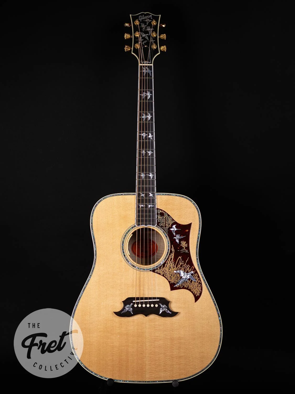GIBSON-DOVES-IN-FLIGHT-3.jpg