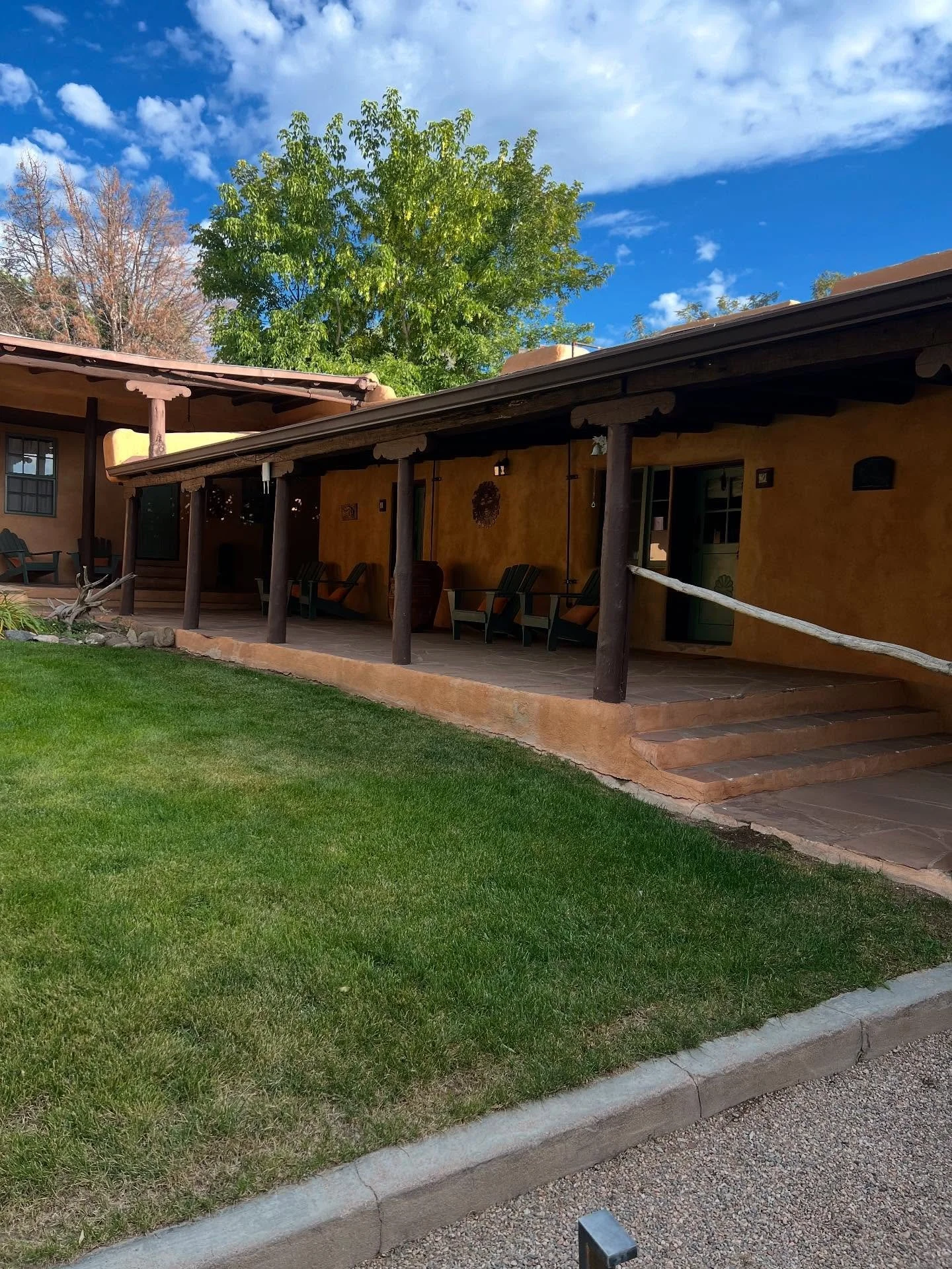 Based in Taos for a couple of days. Took the alt alt route to Trinidad -&gt; Raton -&gt; Cimarron-&gt; Angel Fire -&gt; Taos. Checked in to the @oldtaosguesthouse and then kept with tradition and got some Taos Pizza Outback.