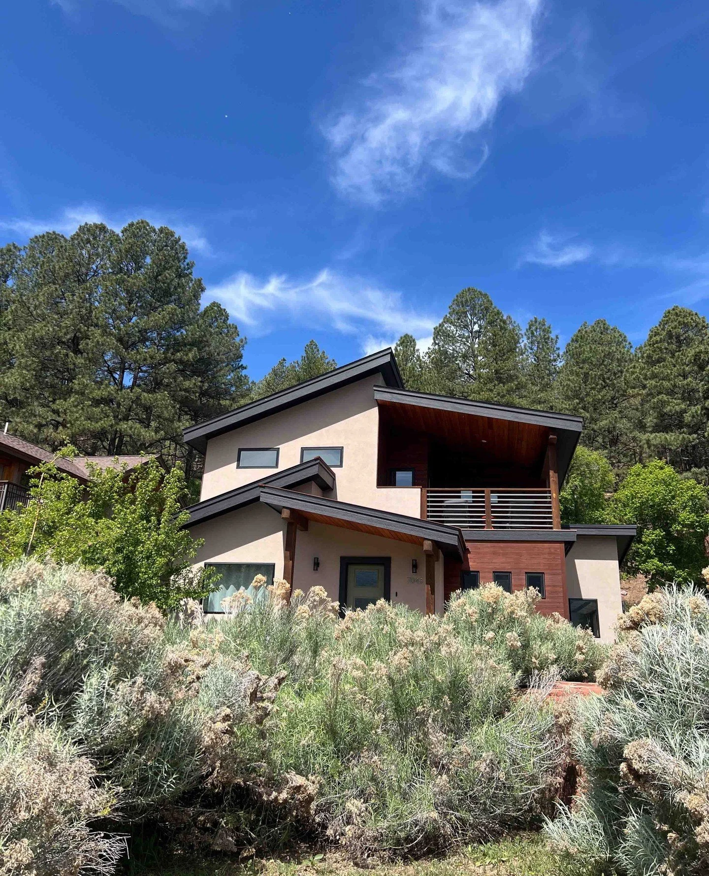 Imagine waking up to sweeping mountain views, sipping coffee as the sun dances on the peaks. Your adventure begins here&mdash;where every moment is a picture-perfect memory waiting to be made. Who&rsquo;s ready for a getaway?⁠
⁠
#DurangoValleyView #D