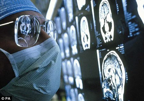 Hope For Dementia Patients After Alzheimer's Cells Created In Lab For First Time  