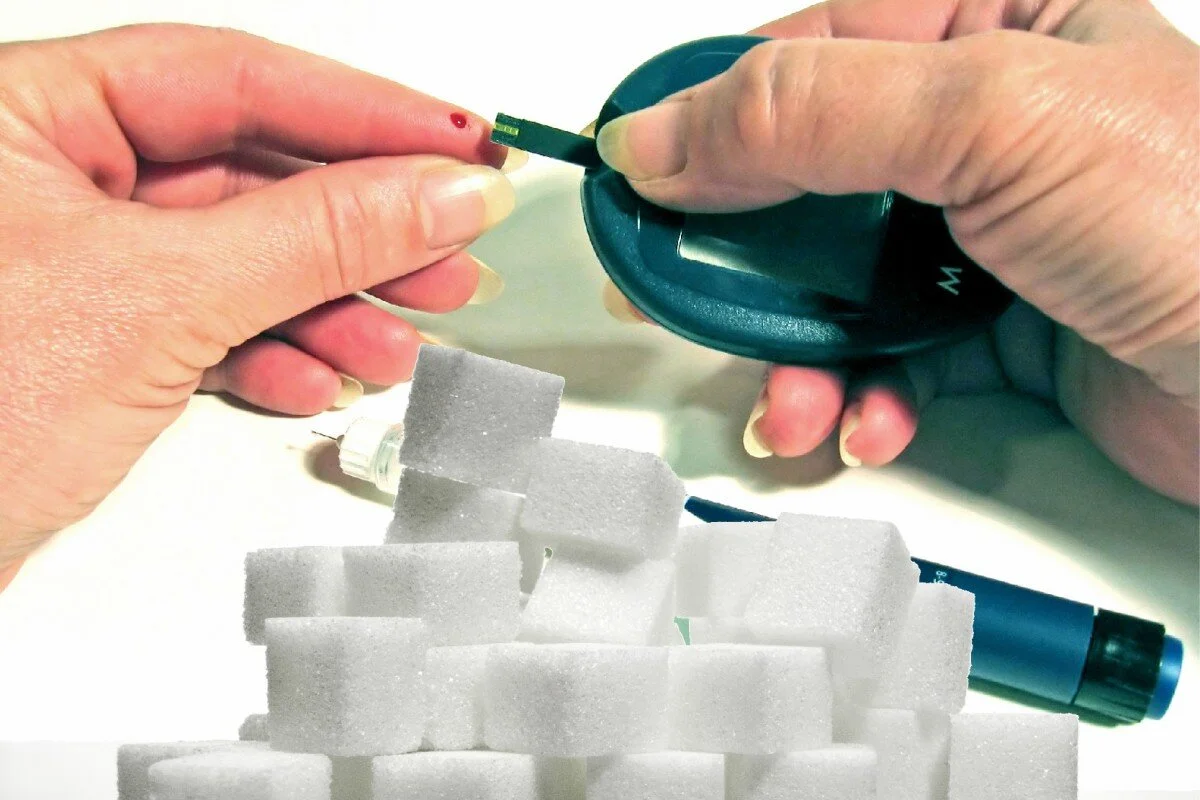 Exploring diabetes-cognitive decline link across cultures