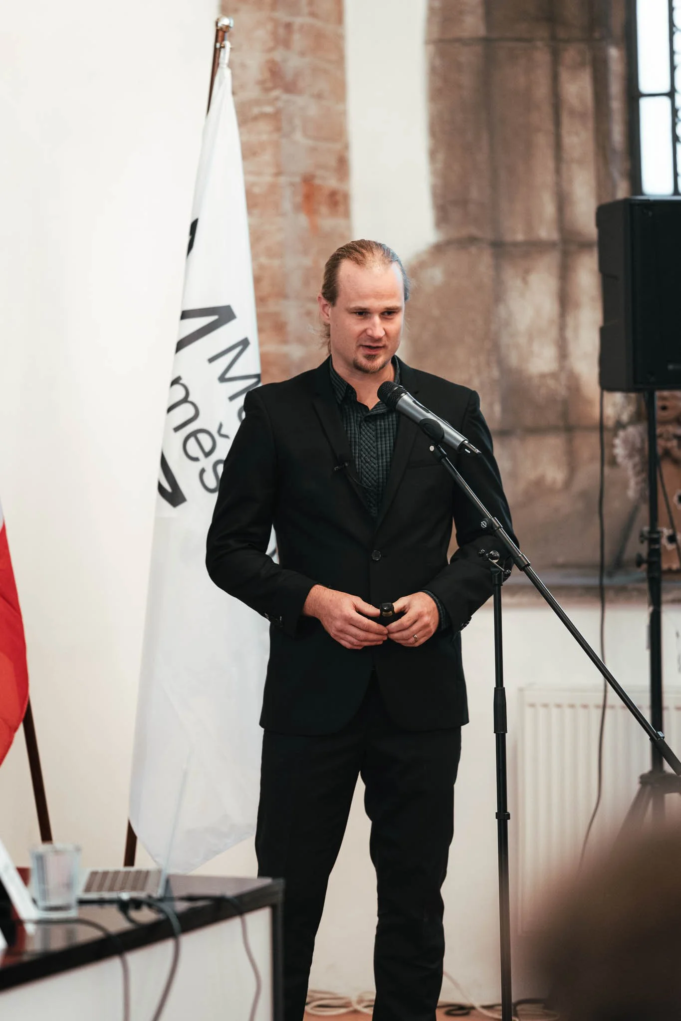 untitled (20 of 209).jpg