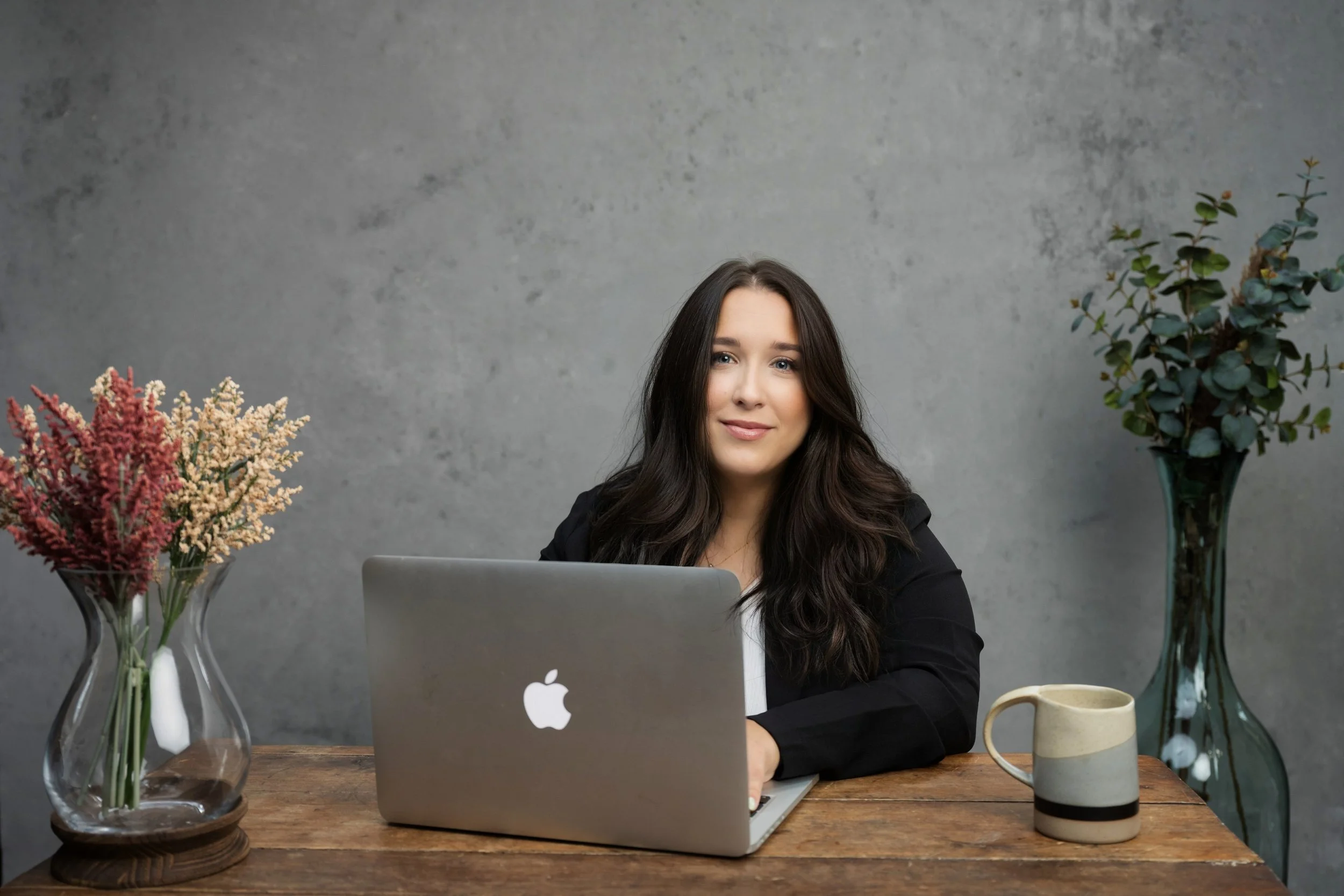 Tara Nicolson, Catholic maternal mental health therapist. Therapist for moms with anxiety and depression.