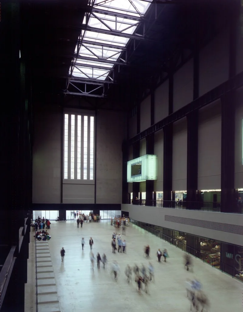 Turbine Hall, Tate Modern, Herzog & de Meuron (architects), 2000