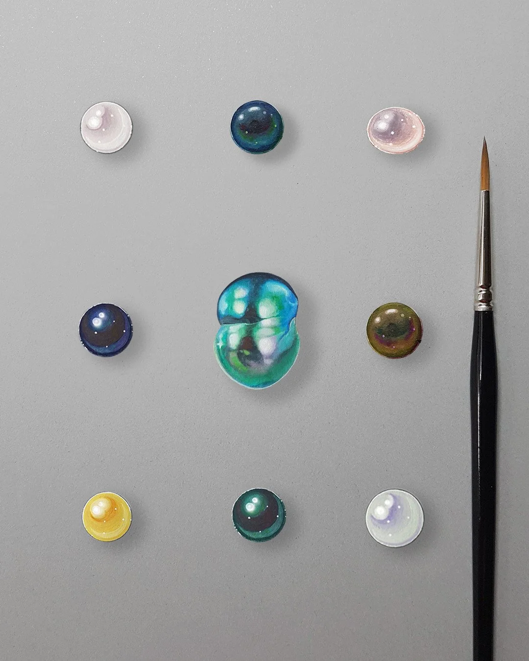 Choisissez votre préféré. Le nôtre est le n° 2⁠
⁠
Nous avons eu l'occasion de travailler pour une grande maison de joaillerie réputée pour son utilisation intensive des perles, et nos préférées sont sans conteste les perles de Tahiti. Elles offrent des reflets infinis et une infinité de