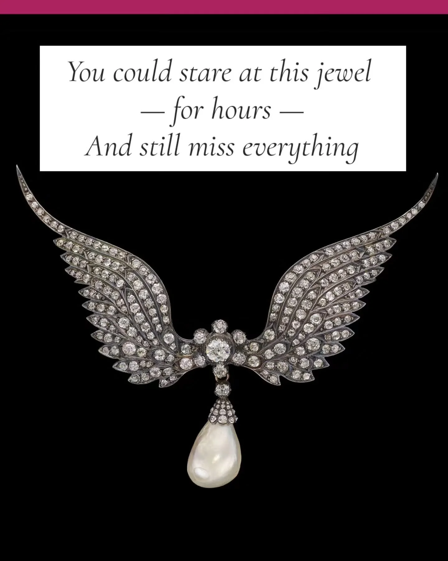 💎 La plupart des gens ignorent tout du puissant symbolisme qui se cache derrière ce bijou haut de gamme.

Une broche. Russie, 1890. Diamants, une perle baroque, deux ailes déployées.

Dans la mythologie grecque, Psyché signifie littéralement « l'âme ». Une âme qui a souvent été