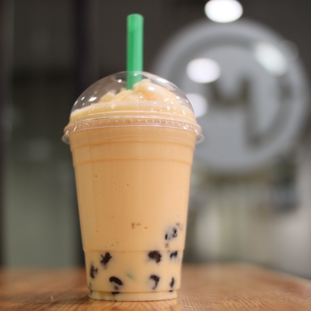 Looking for a way to cool down in this crazy summer heat? We've got you! Come on in and grab an iced coffee, cold press, or bubble tea! 
  #hennepinCountyMedicalCenter #Minneapolis #CoolDown #CoolDrinks #AsianFusion #MplsFoodie #BubbleTea #TwinCities