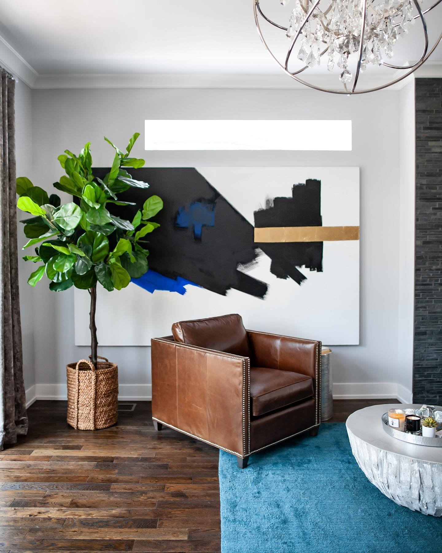 Still posting some archives. I found this one in my DropBox last week. RMID Circa 2015/16.

I remember when I got this project WAY up on the northwest side of Chicago in Jefferson Park, near Central Avenue x Milwaukee Avenue. I was excited to be apar