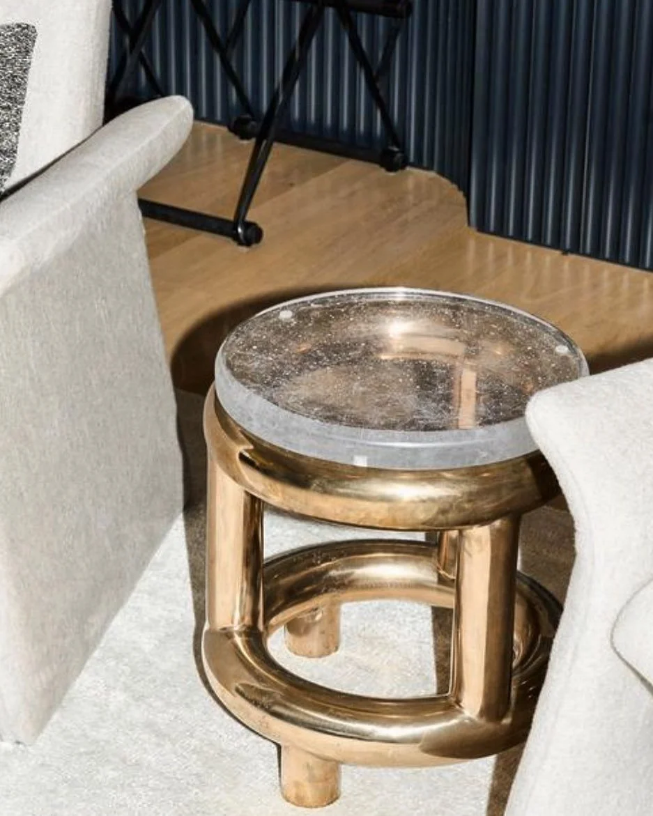 My latest obsession? Chunky metals. 🤤 #interiordesign #luxuryliving #RMID