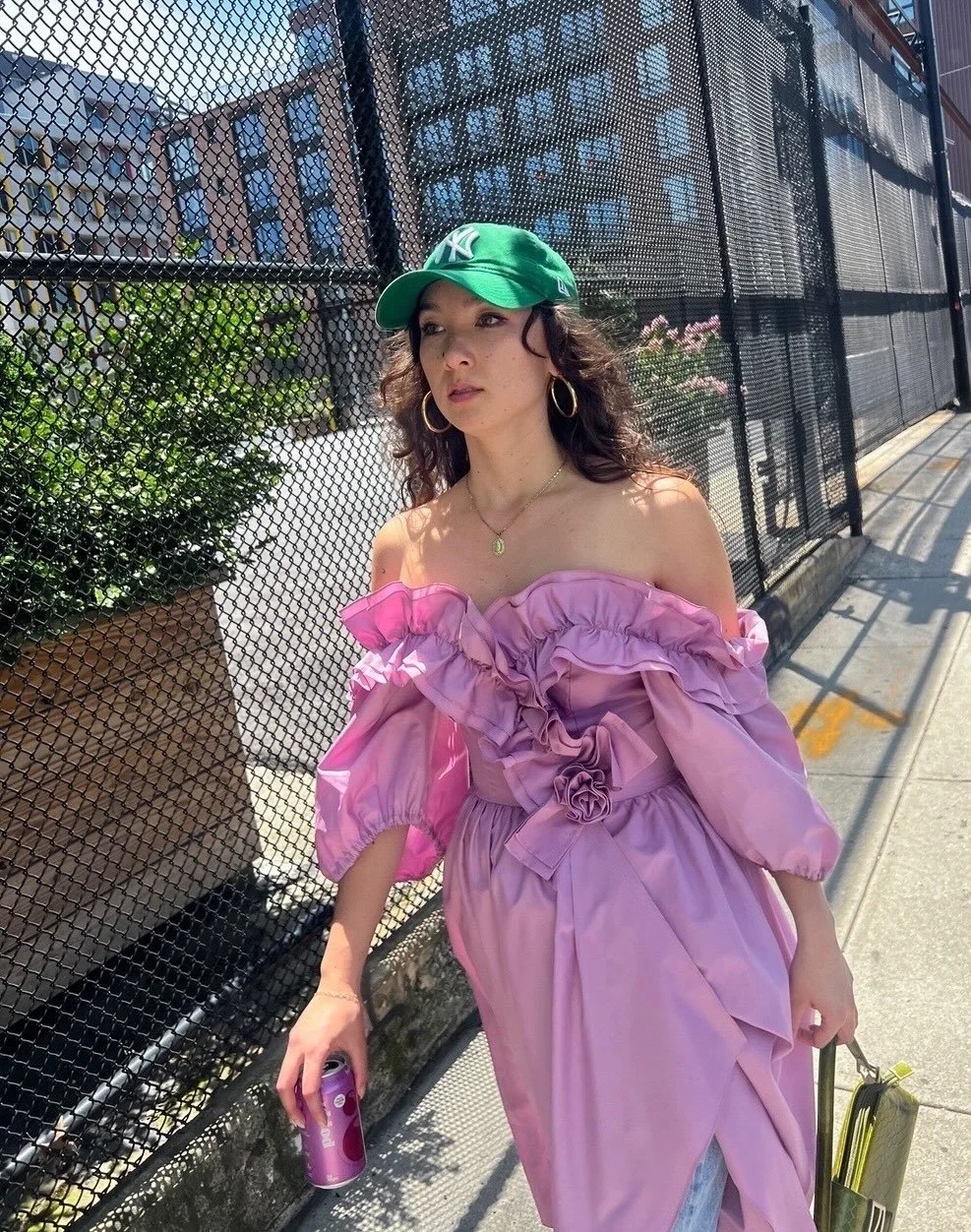 OTW to RSVP to the Afternoon Tea Affair💨
⠀⠀⠀⠀⠀⠀⠀⠀⠀
Making a strong case for daytime evening gowns in this 1980s orchid ruffle gown.
⠀⠀⠀⠀⠀⠀⠀⠀⠀
Shop now at thenarrativevintage.com &amp; secure your seat for our 5.17 Brooklyn Tea Party @marmaladefreshc