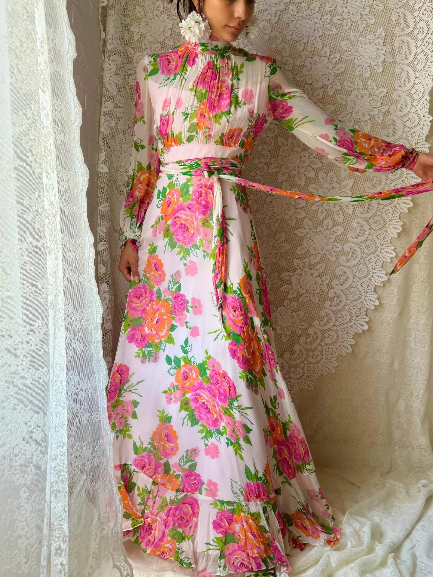 May flowers🌸💐🌼🌷🌺
⠀⠀⠀⠀⠀⠀⠀⠀⠀
Pure romance and garden fantasies on printed chiffon. Circa 1970s mock neck gown with poet sleeves &amp; exaggerated ties for all the drama. 
⠀⠀⠀⠀⠀⠀⠀⠀⠀
Coming soon to the Afternoon Tea Edit - RSVP to our Brooklyn Tea P