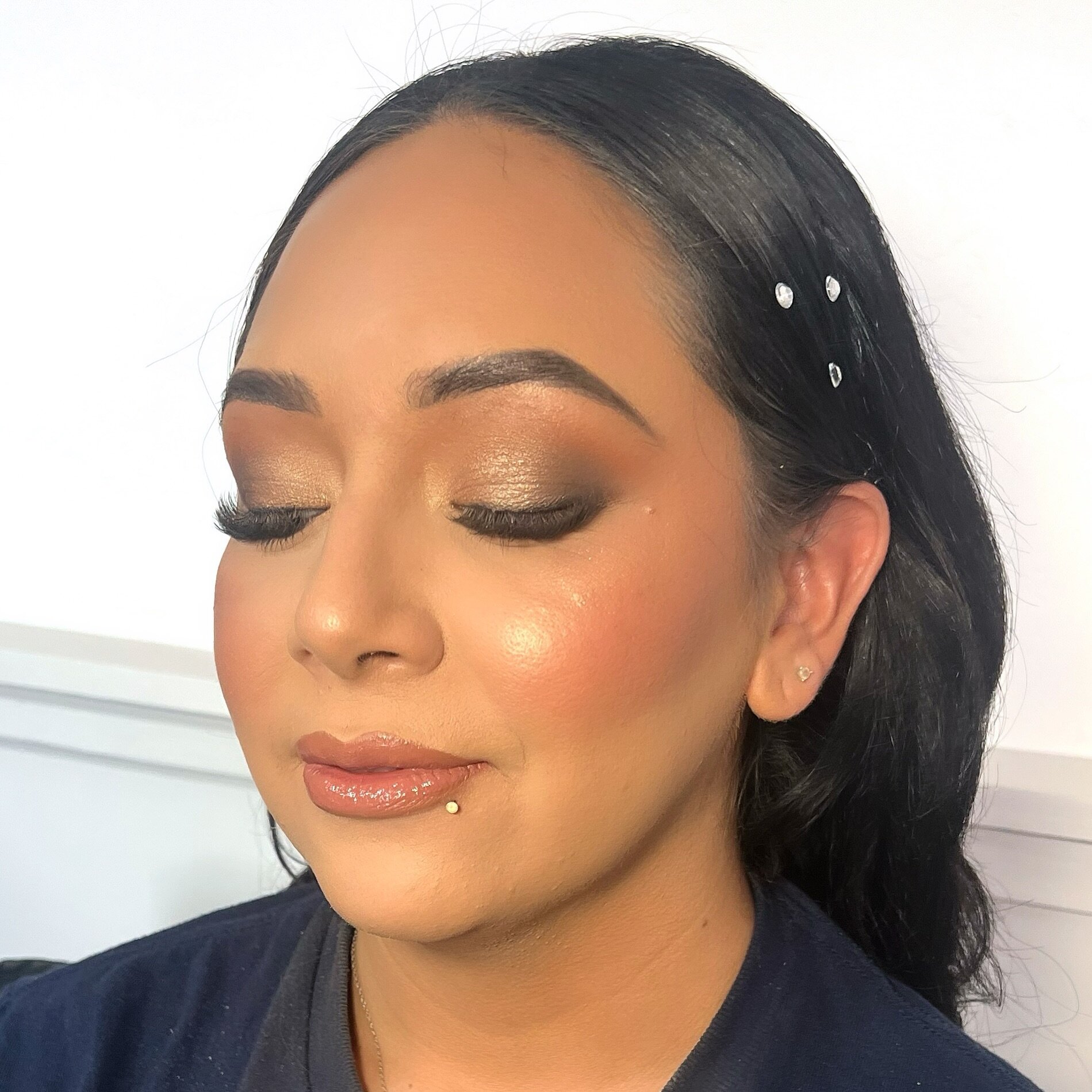 Makeup magic always in the making! Transforming faces for all your special occasions! Book your in studio glam session with the link in my bio or reach out to me for onsite services 💕

#specialoccasionmakeup #makeupartist #tucsonmakeupartist #glamma