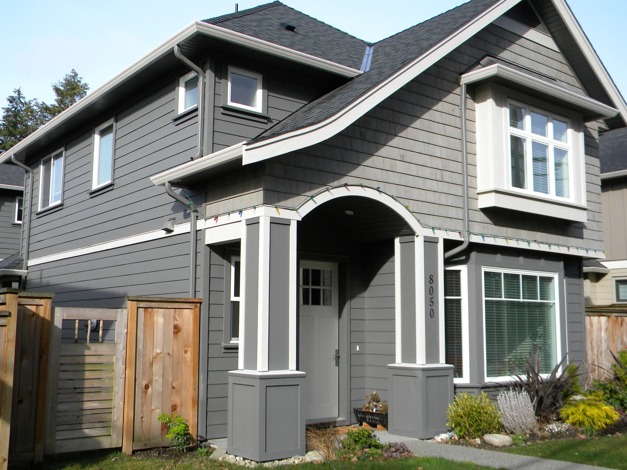 grey+house.jpg