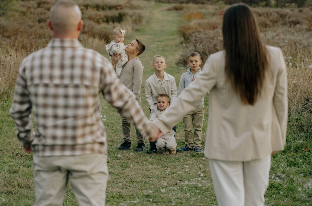 Embrace the Chaos: Capturing Real Moments in Family Sessions