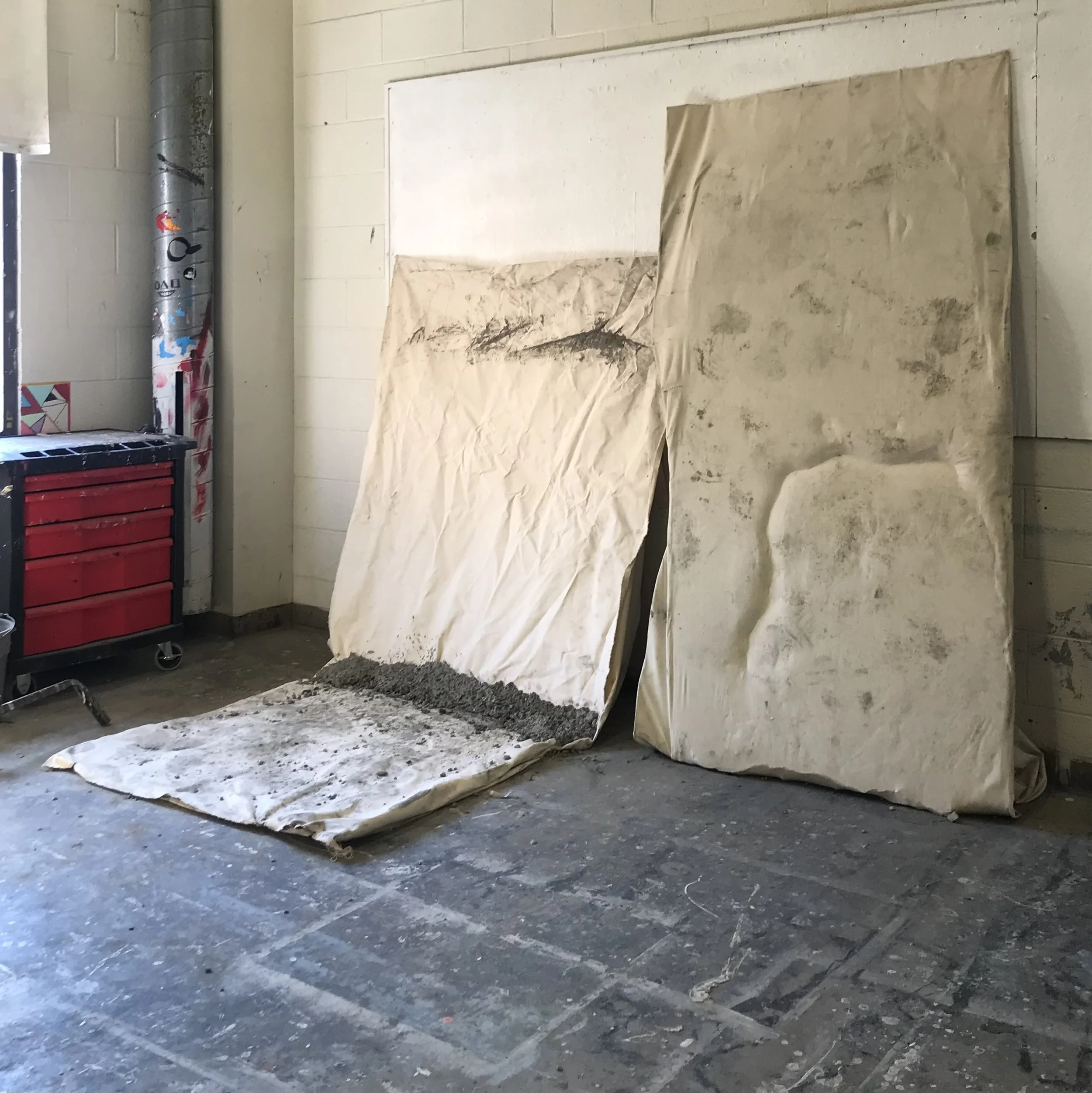 1. Untitled, 2. Untitled
1. 5ft x 5.5ft, 2. 8.5ft, 4ft.
Cement and canvas.
2021.
