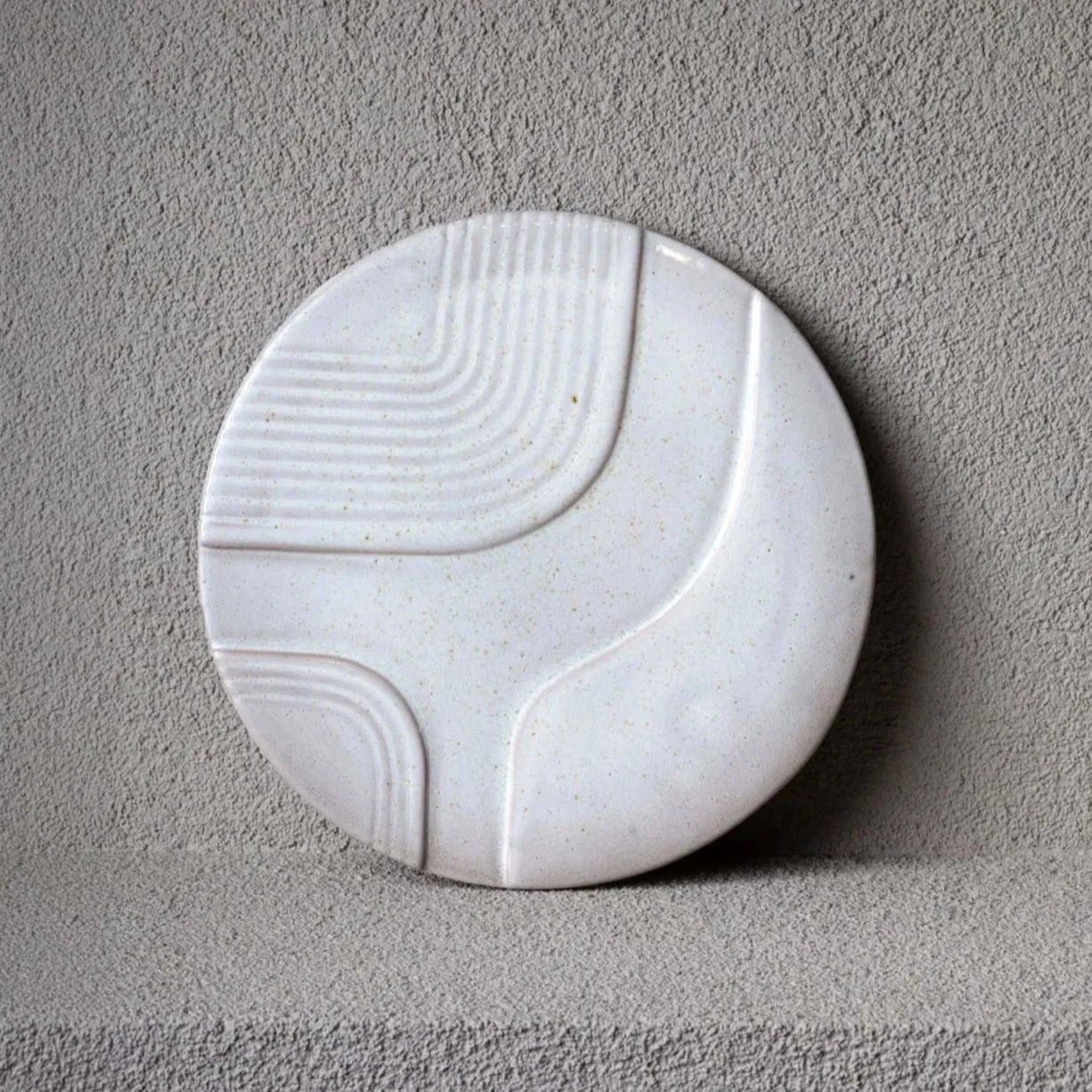 Wall deco plate in retro finish L