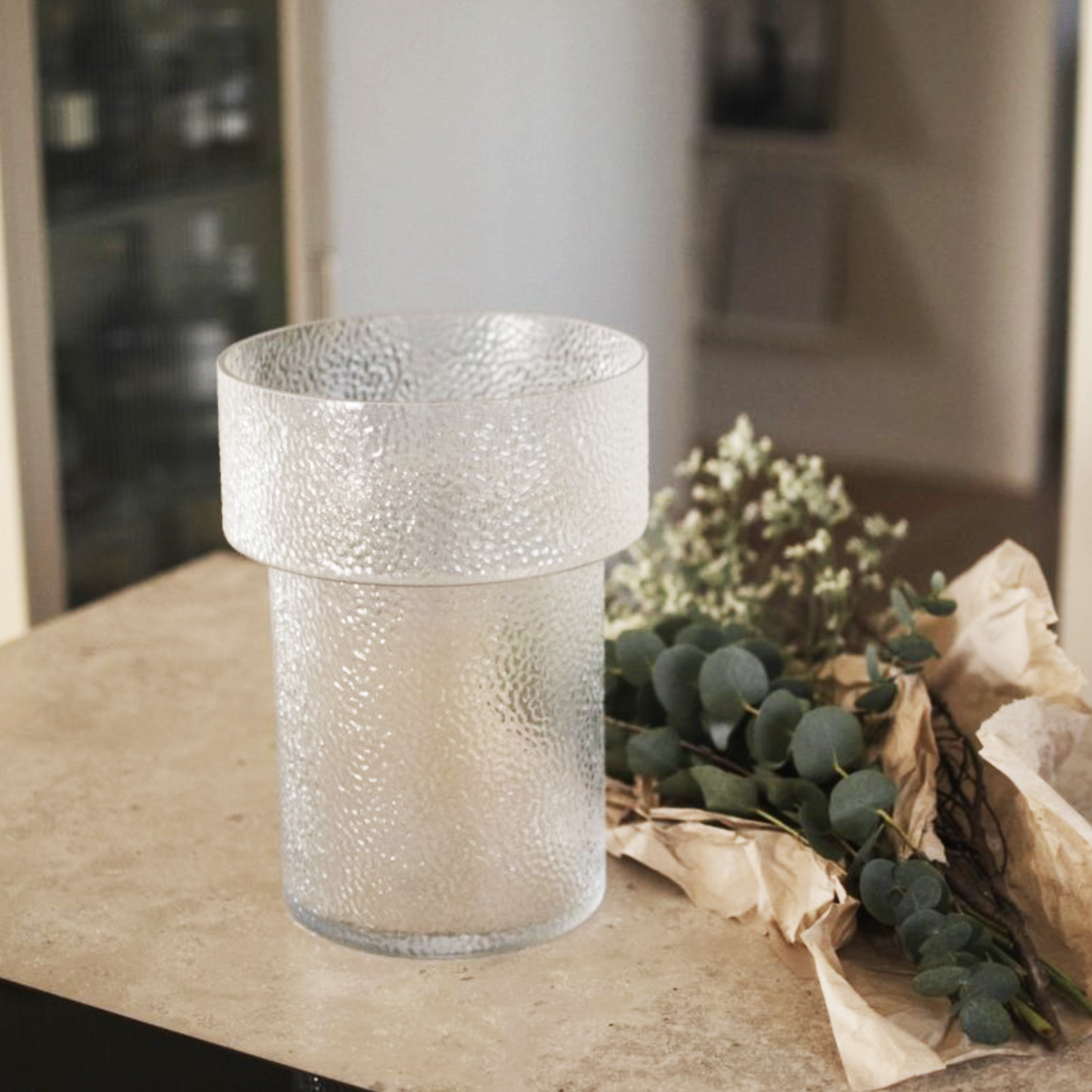 AVANTGARDE OBJECTS VASE CLEAN.png