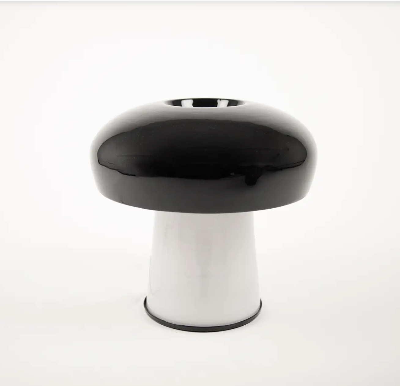 AVANTGARDE OBJECTS NORDIC LAMP.png