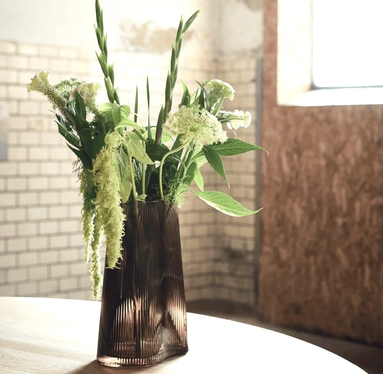 Rigged Moka Vase