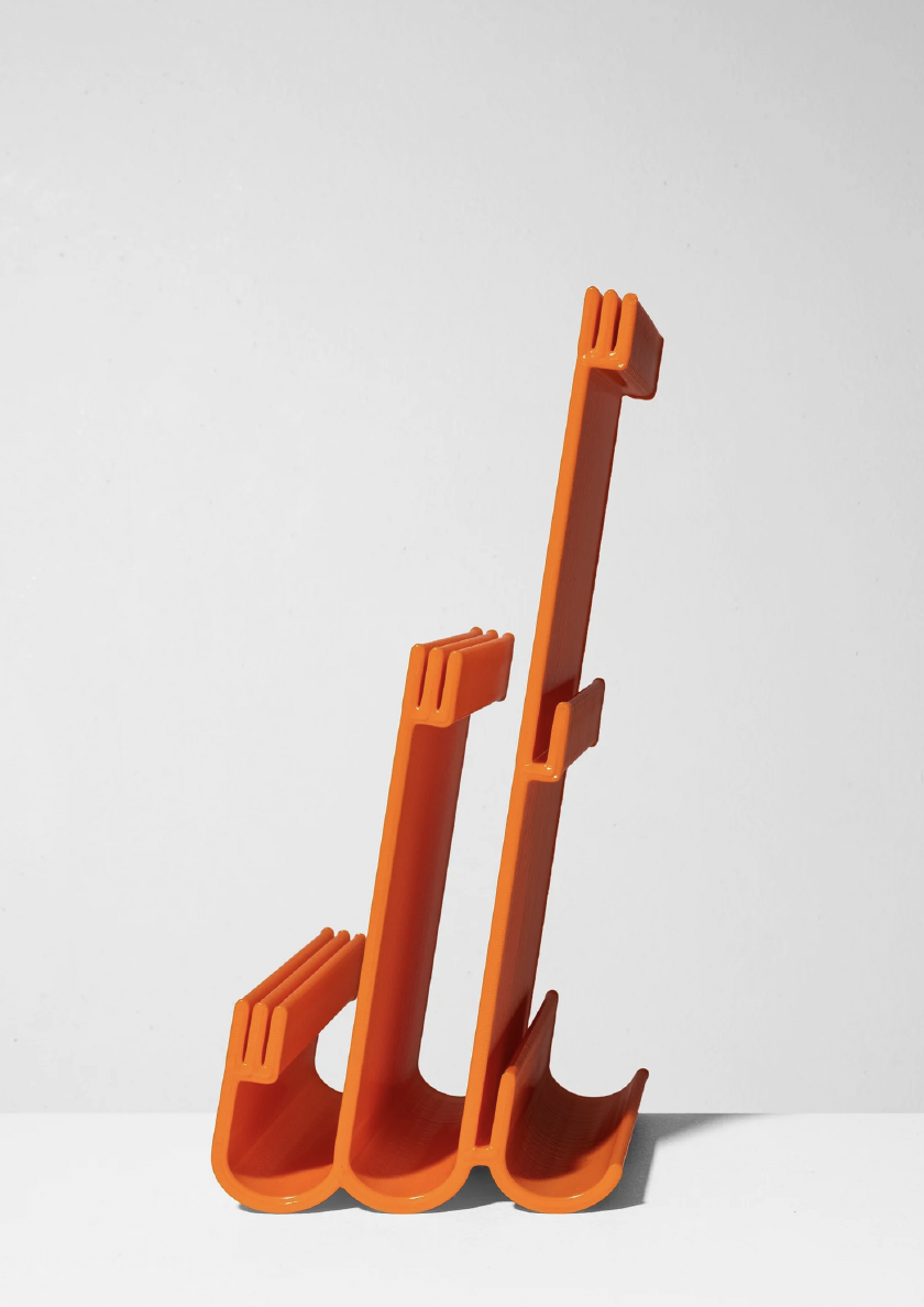 Avantgarde Objects desk calendar orange 4.png