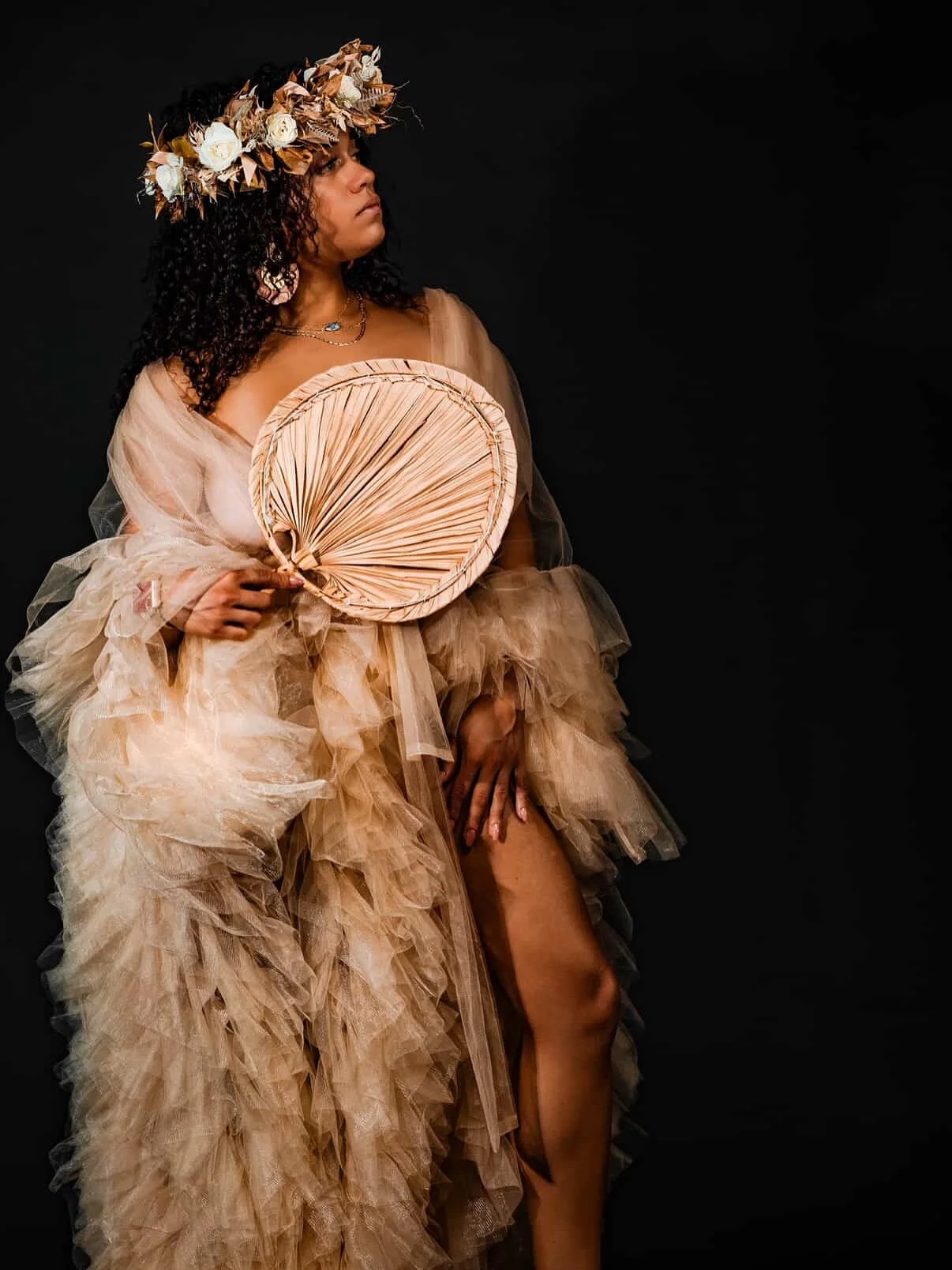 One is forever and one is for now.

Give flowers 🪷

@justmapis in forever lei po&rsquo;o &amp; fresh
📷 @donclix 

Slow down &amp; enjoy them both.

#lei #leipoo #foreverlei