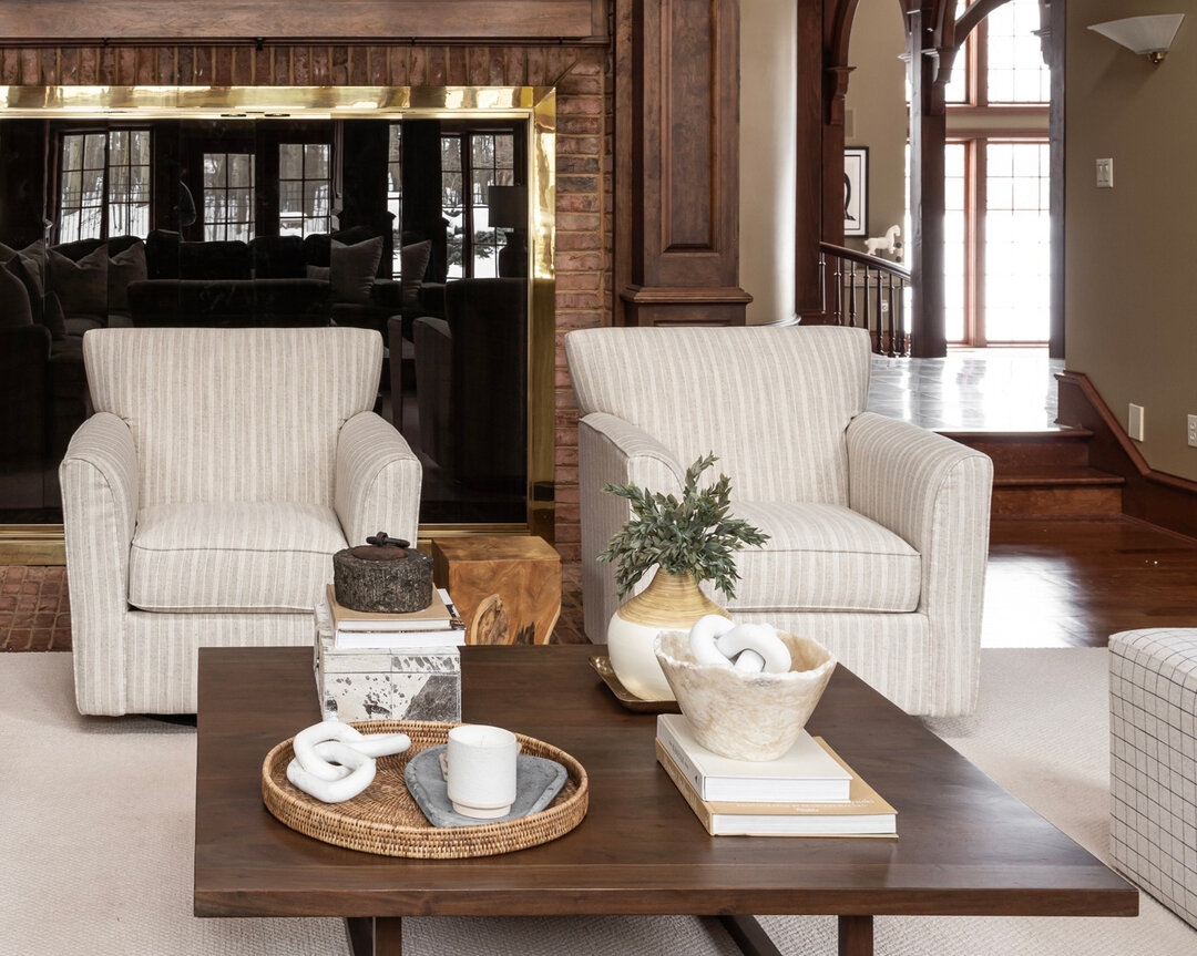 I place coffee table styling pretty high up there on my list of fave vignettes to decorate. Wait - what am I saying? I love styling ALL of them. You give me a surface, and you can be sure I&rsquo;ll be adding a few little touches. Maybe more than a f