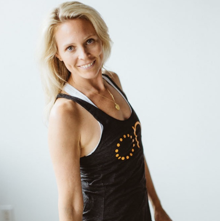 S1.E3. | Julie Watson