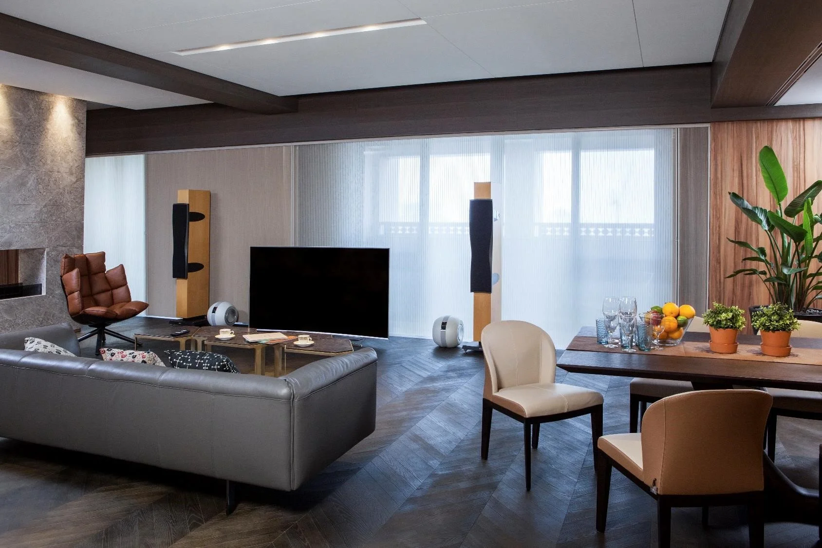 Norman Honeycomb Night & Day Vertical blind