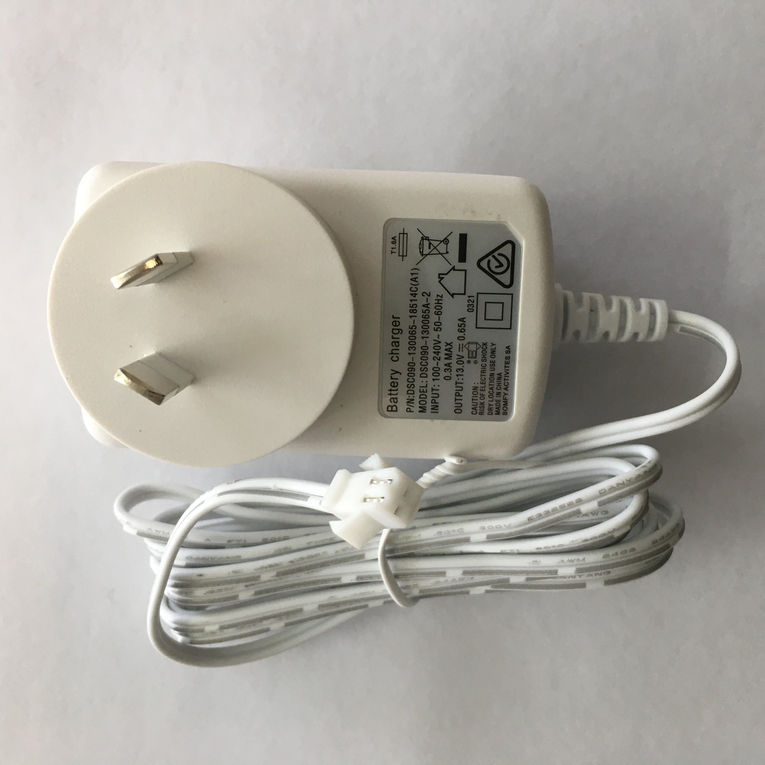 Somfy Altus 28/Sonesse V1 Charger + extension cable — Sheer Elegance Blinds