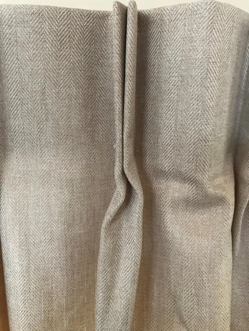 Double pinch curtain header