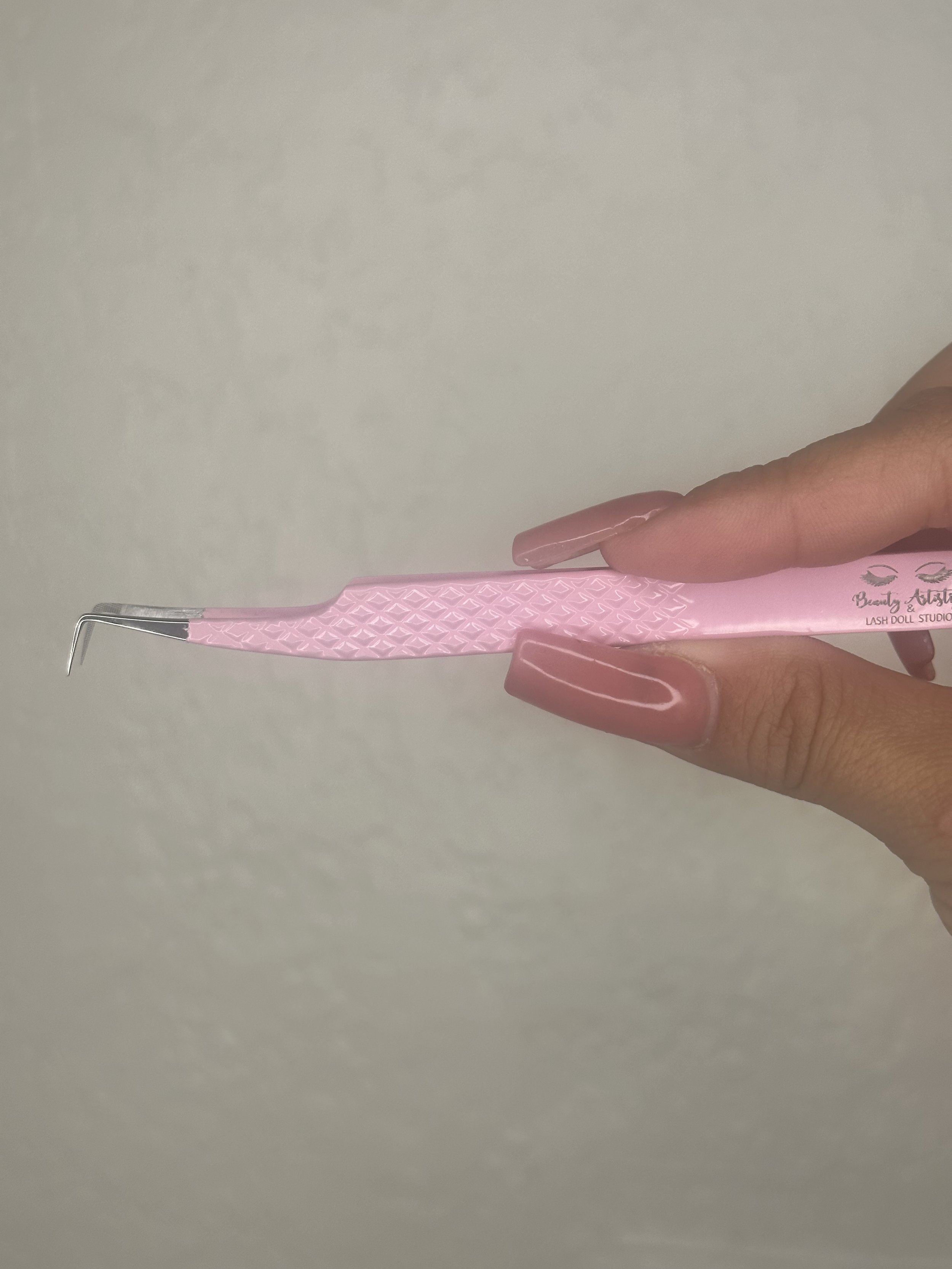 Fiber Tip Volume Tweezers