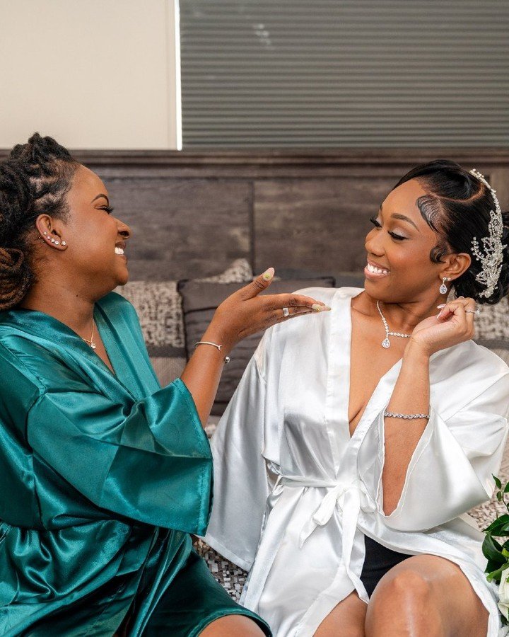 Behind every radiant bride is a best friend who&rsquo;s been there through it all; the dress shopping, the nerves, the joy.
This moment? Pure friendship, pure love, pure magic.
Let&rsquo;s capture your favorite moments with your favorite people &mdas