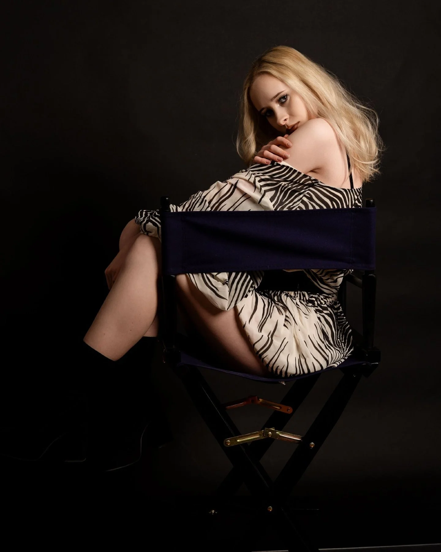 Creative portraits are more than images; they&rsquo;re reflections of confidence, renewal, and self-expression.
Let&rsquo;s create something that feels uniquely you.

#studioshootideas 
#creativeshoot 
#blissfulstills