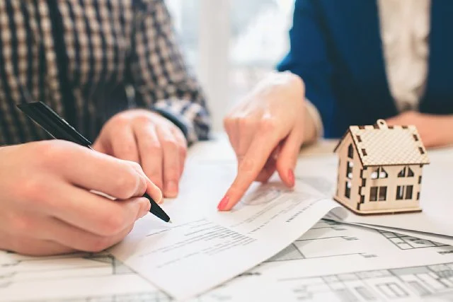 Why Your Housing Agent Matters More Than the Property Itself