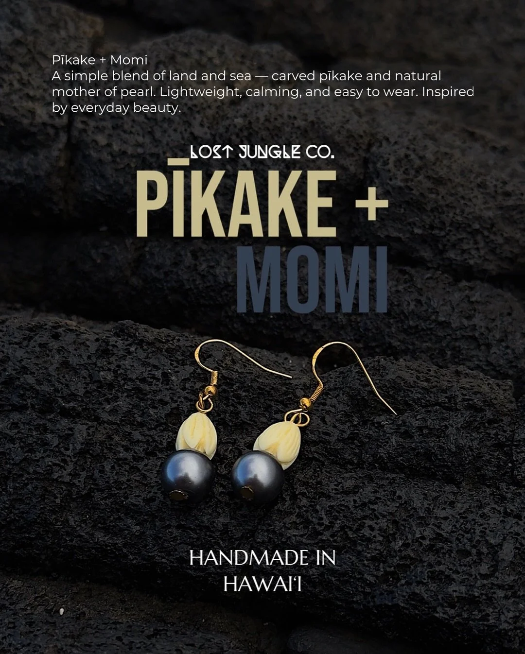 New arrivals &mdash; Pīkake + Momi earrings.
A soft blend of land and sea &mdash; hand-strung pīkake flowers and luminous momi (mother of pearl). Lightweight, natural, and easy to wear every day.

We&rsquo;ll have them ready at Makuʻu Farmers Market 
