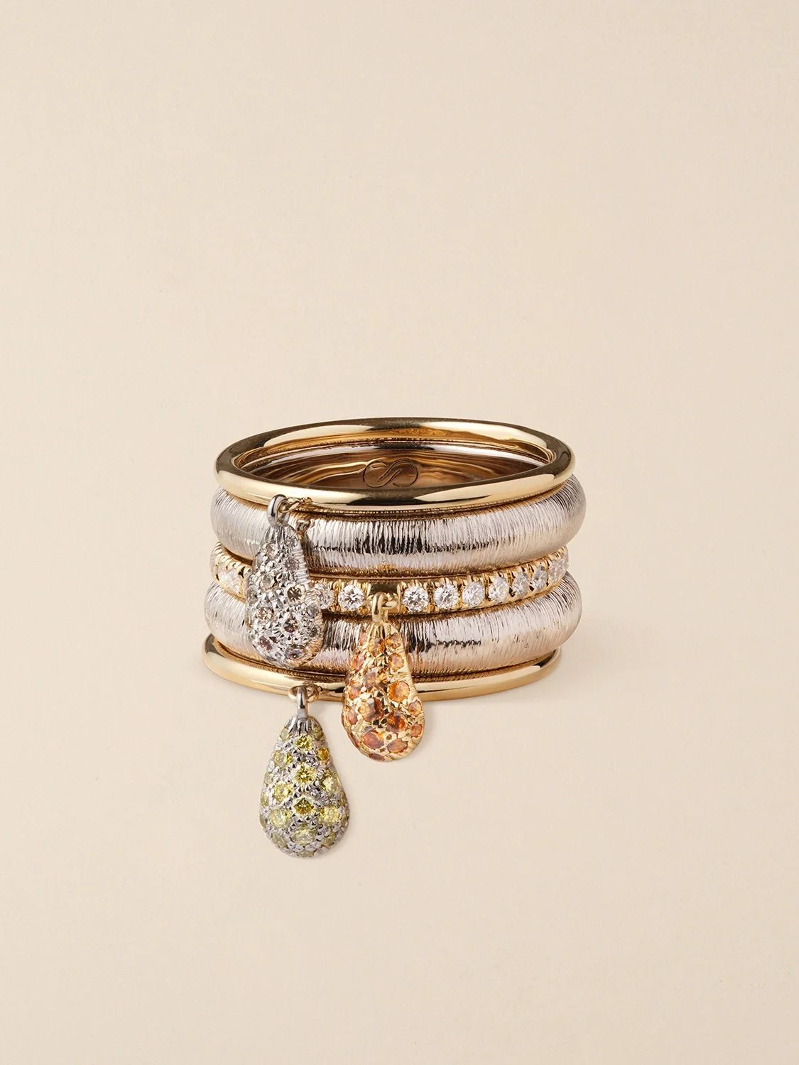 BAGUES_14_EMPILEMENT 1.webp