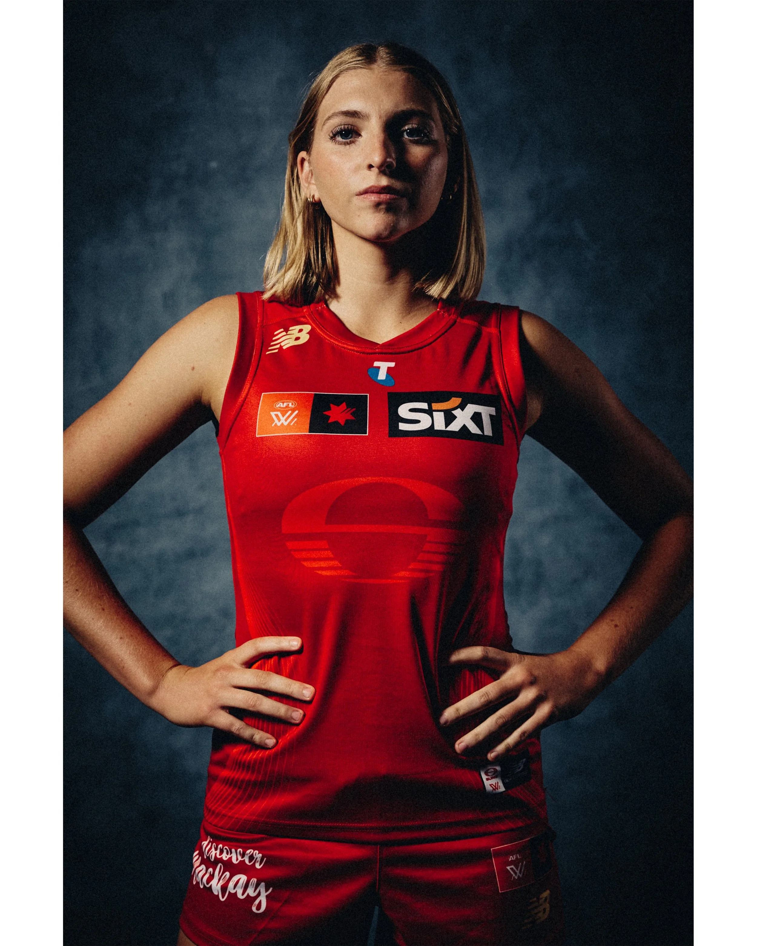 Portraits for the Gold Coast Suns @gcsunsaflw ❤️💛

Backdrop by @hydebackdrops